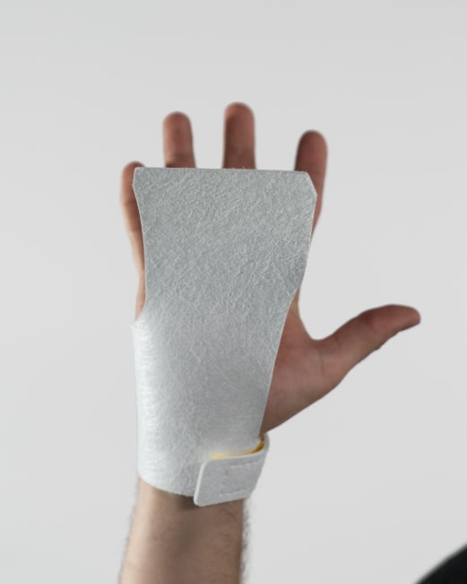 VICTORY GRIPS Men's X2 Freedom 男性用XLサイズ Victory Grips X2 Freedom Grips | Rogue Fitness